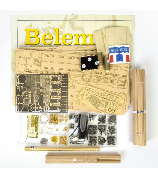 Francuski okręt szkoleniowy Belem. drewniany model statku w skali 1:75