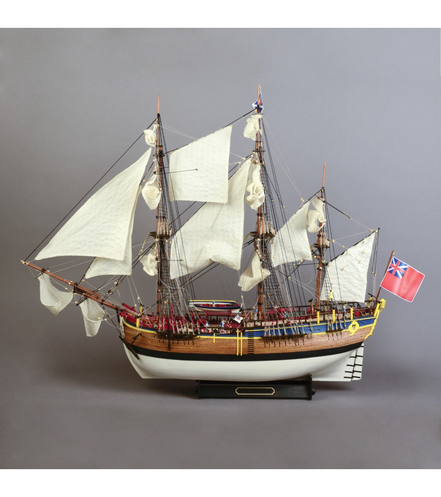 Корабль HMS Endeavour 1:65. Деревянная модель...