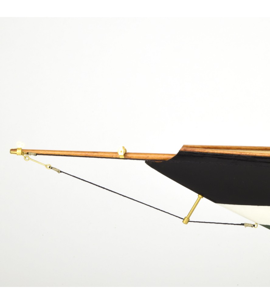 Pen Duick Cutter 1:28. Modello di nave in legno