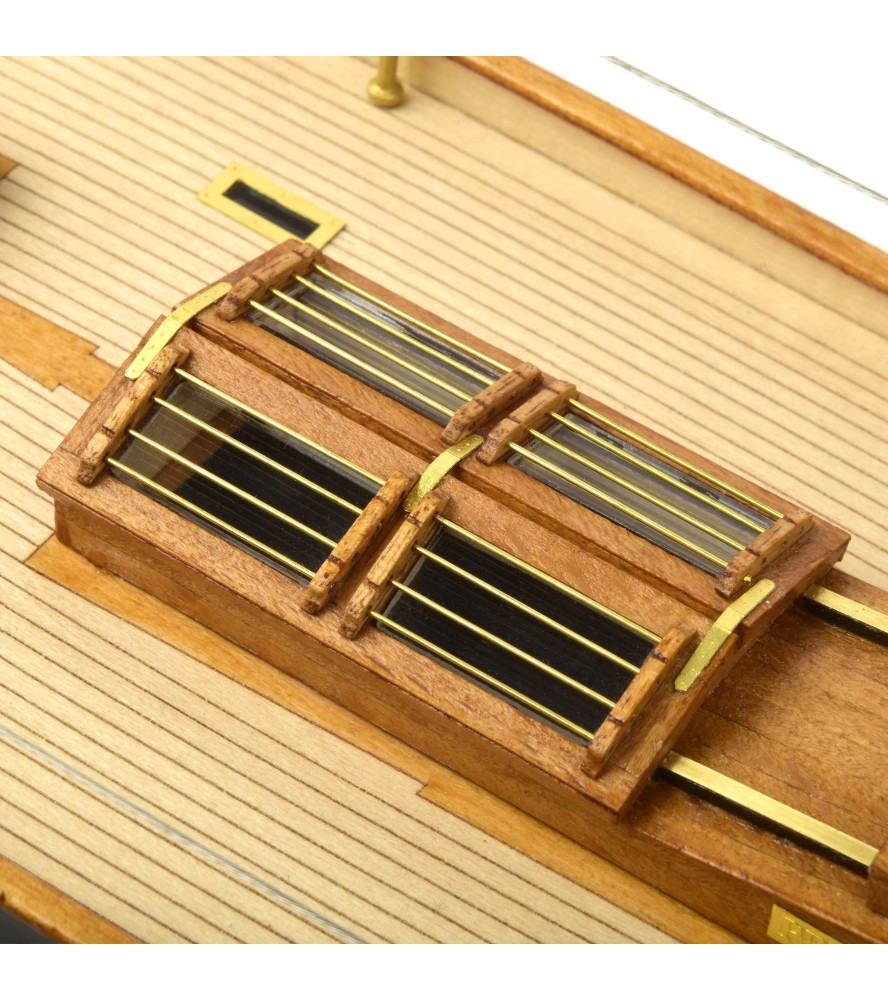 Pen Duick Cutter 1:28. Modello di nave in legno