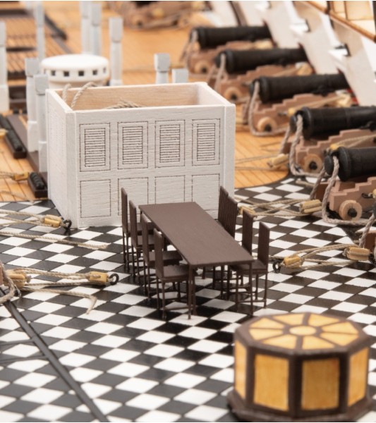 HMS VICTORY Trafalgar 1805 - Versione ANATOMIA - 1:84 - Modello in scala di legno