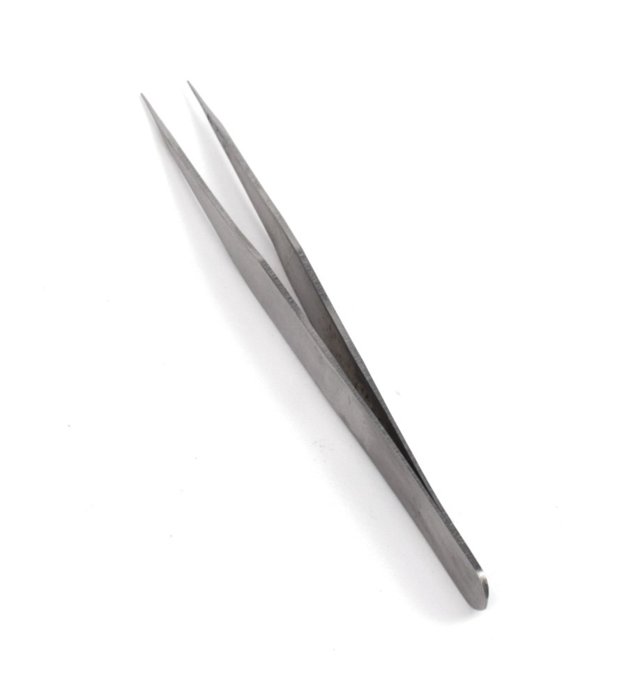 Přímá a přesná svorka pro výrobu modelů