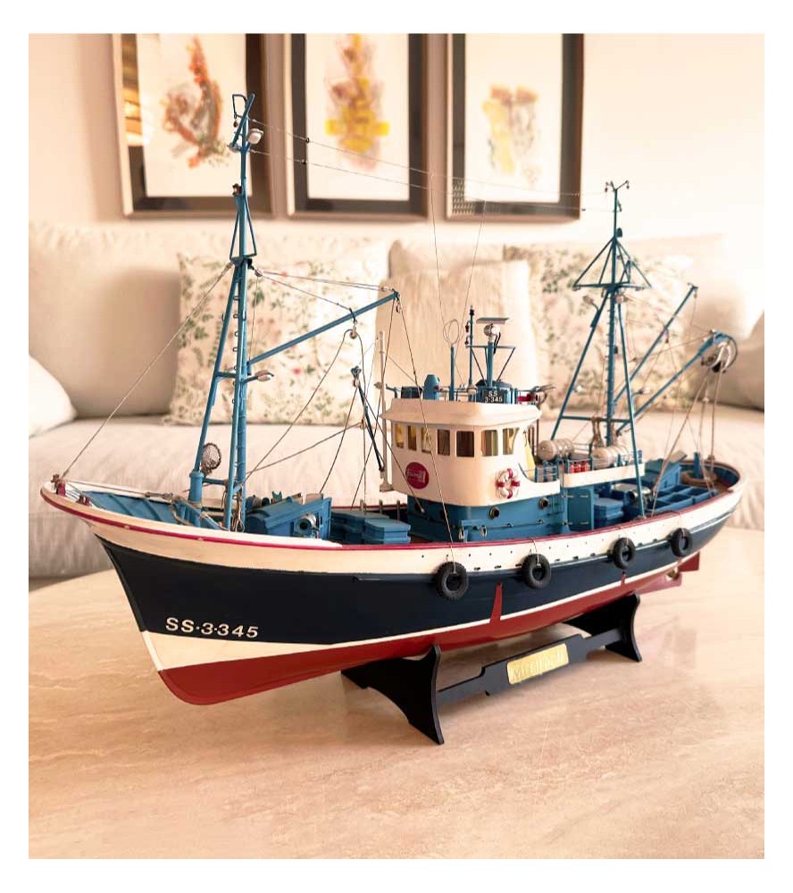 Ny tunbåd Marina II. 1:50 træmodel fiskebådssæt